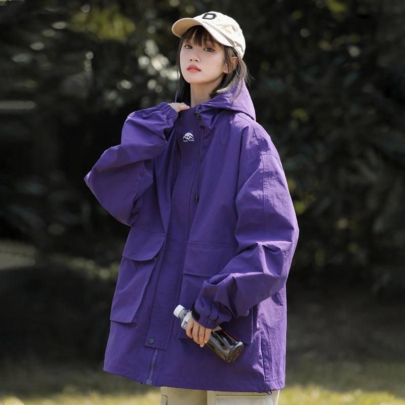 Embroidered Labeling Large Pocket Hooded Jacket