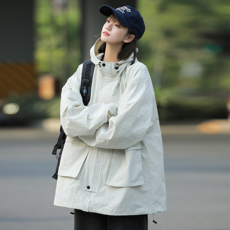 Embroidered Labeling Large Pocket Hooded Jacket