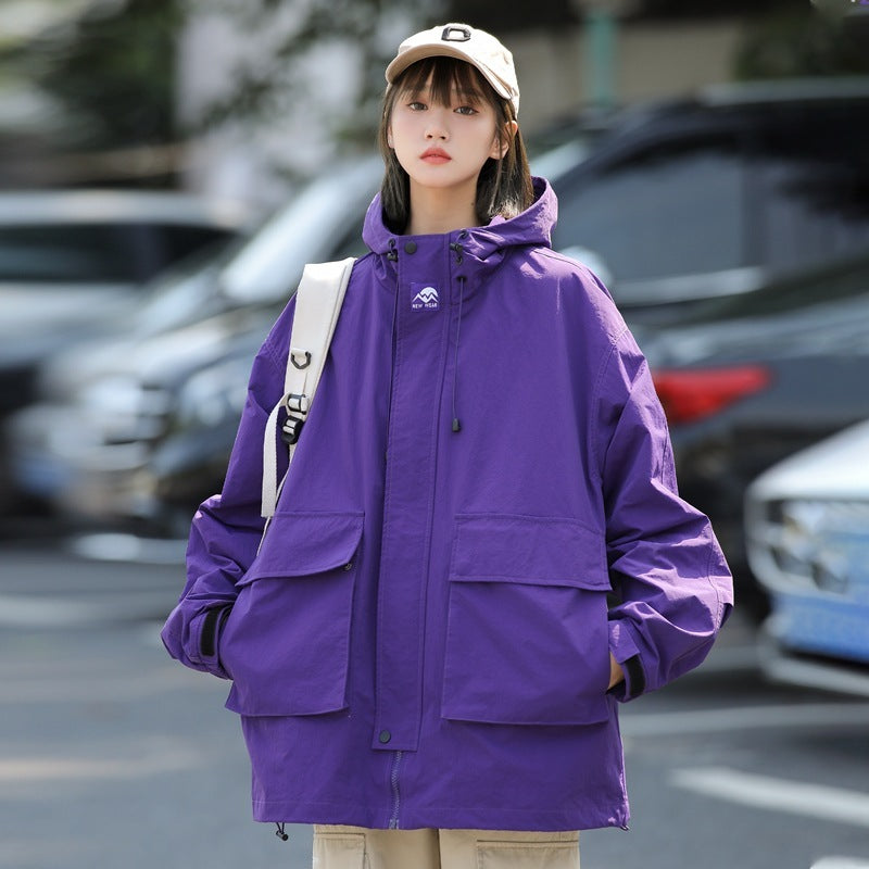 Embroidered Labeling Large Pocket Hooded Jacket